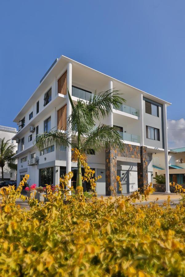Oceanbreeze Apartments Mont Choisy Bagian luar foto